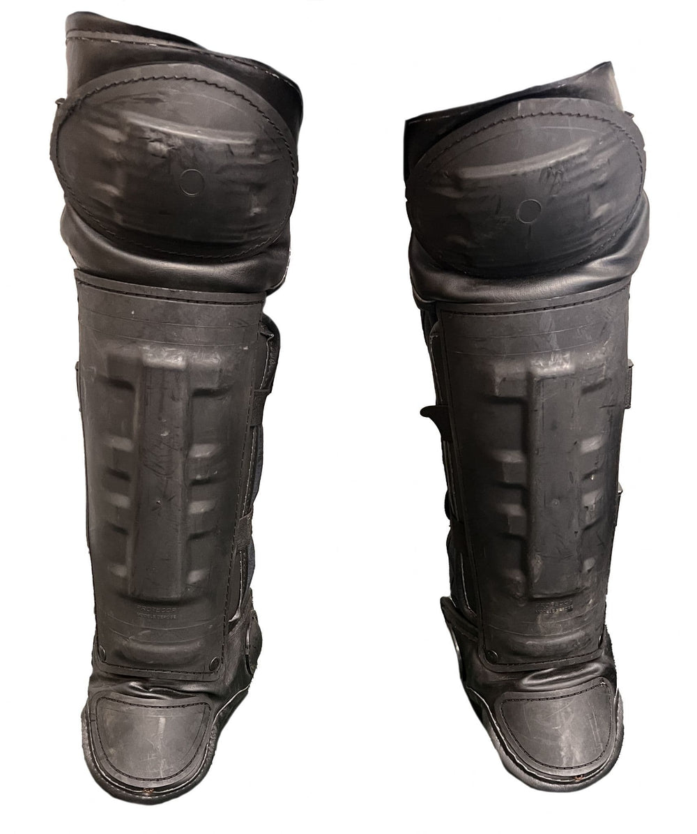 Riot Police Deluxe Leather Shin, Knee & Foot Pads