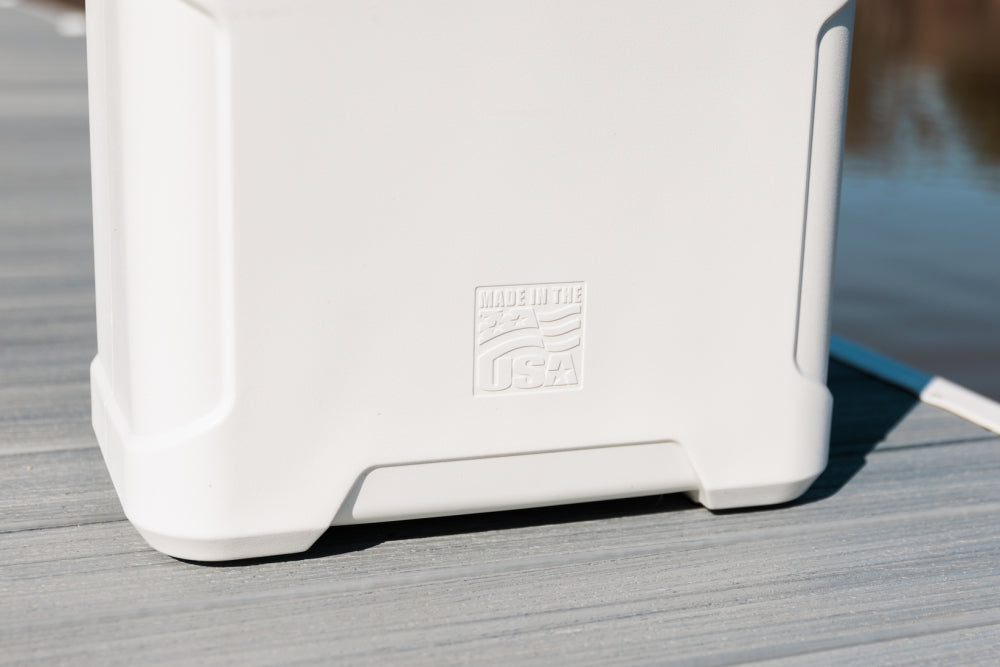 Igloo Marine Ultra 30QT Cooler Box - White
